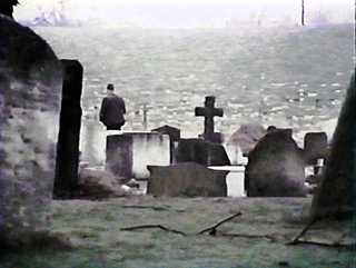 Кадр из видеоклипа «The Dead Man's Dream»